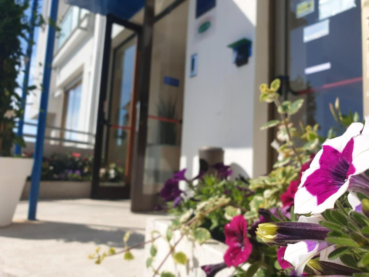 Hotel Sorriso Numana Exteriör bild